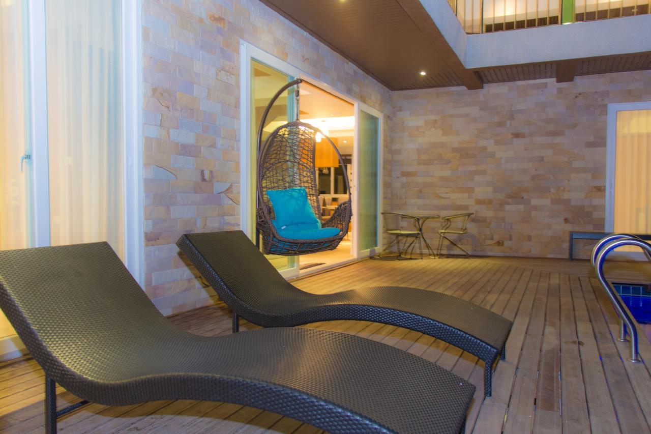 Kanita Pool Villa Karon Bagian luar foto