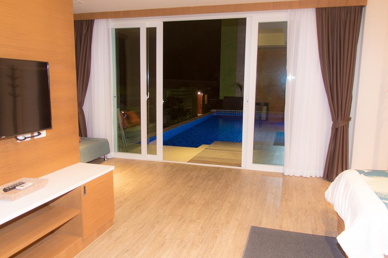 Kanita Pool Villa Karon Bagian luar foto
