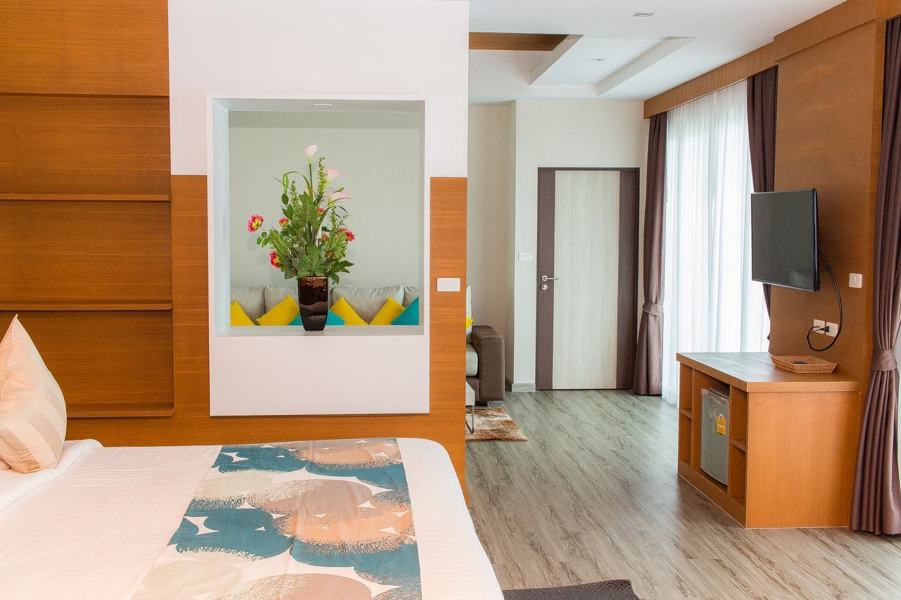 Kanita Pool Villa Karon Bagian luar foto