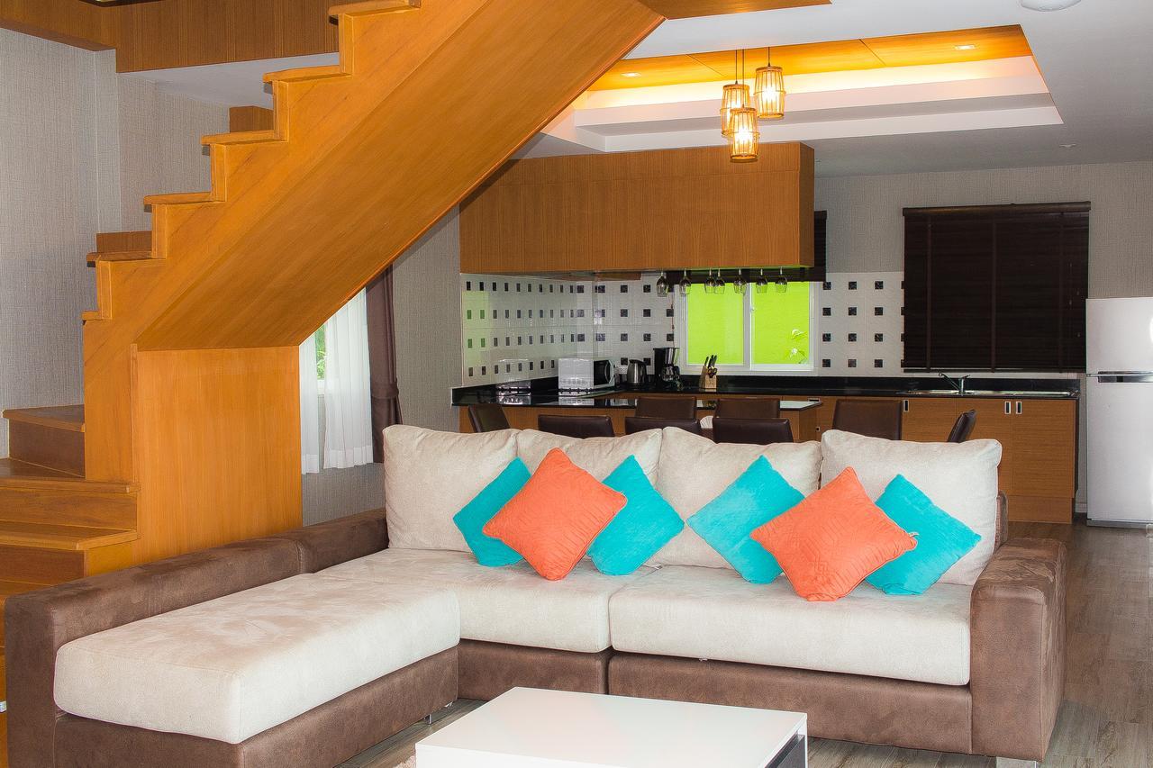 Kanita Pool Villa Karon Bagian luar foto