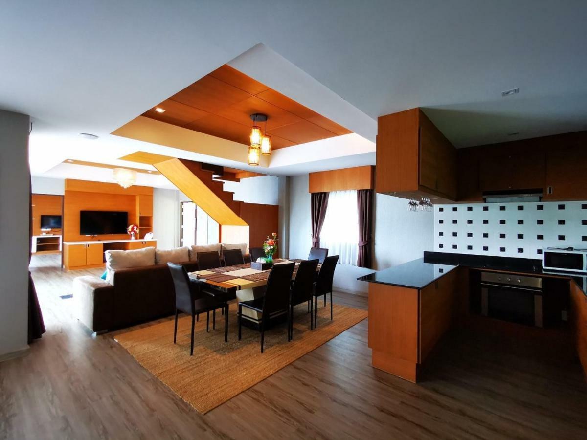 Kanita Pool Villa Karon Bagian luar foto
